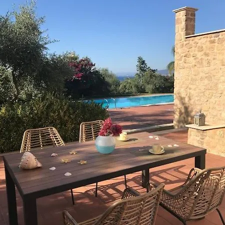 Jenny Holiday home Akrogiali
